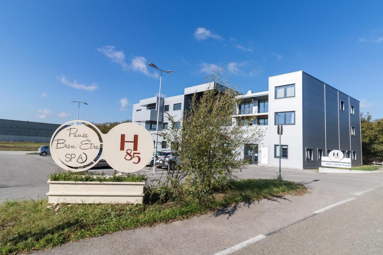 H85 Hotel Chatte Exterior photo
